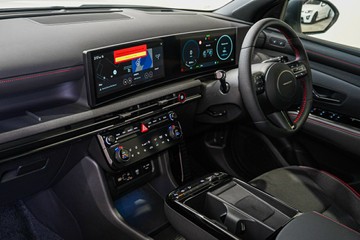 https://vehicle-cdn.autoleague.cloud/26416_620263744_28.jpg