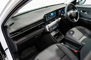 https://vehicle-cdn.autoleague.cloud/26416_620263814_11.jpg