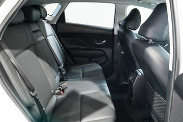 https://vehicle-cdn.autoleague.cloud/26416_620263814_17.jpg