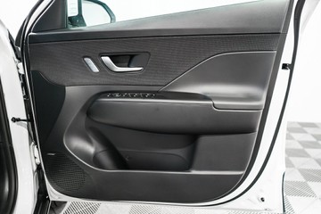 https://vehicle-cdn.autoleague.cloud/26416_620263814_19.jpg