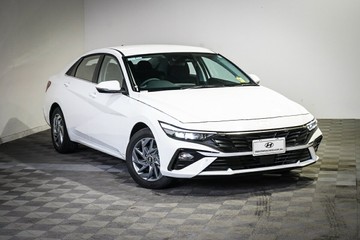 https://vehicle-cdn.autoleague.cloud/26416_620263854_1.jpg