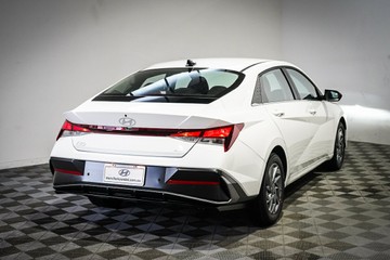 https://vehicle-cdn.autoleague.cloud/26416_620263854_7.jpg
