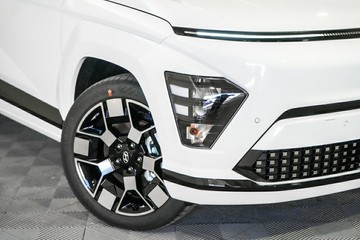 https://vehicle-cdn.autoleague.cloud/26416_620264016_2.jpg