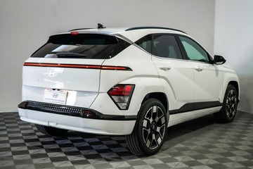 https://vehicle-cdn.autoleague.cloud/26416_620264020_7.jpg