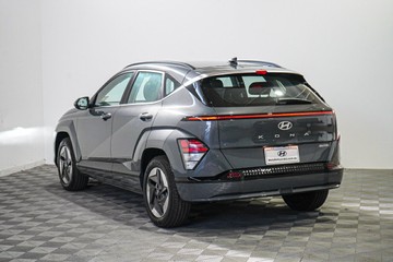 https://vehicle-cdn.autoleague.cloud/26416_620264104_6.jpg