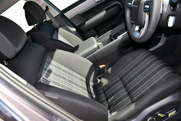 https://vehicle-cdn.autoleague.cloud/26416_620264198_10.jpg