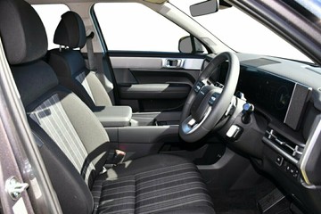 https://vehicle-cdn.autoleague.cloud/26416_620264198_9.jpg