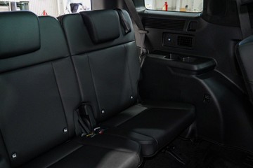 https://vehicle-cdn.autoleague.cloud/26416_620264203_13.jpg