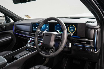https://vehicle-cdn.autoleague.cloud/26416_620264203_24.jpg