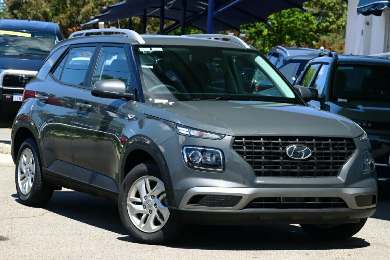 Hyundai Venue image 1
