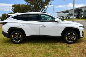 https://vehicle-cdn.autoleague.cloud/26416_620264455_16.jpg