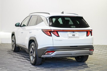 https://vehicle-cdn.autoleague.cloud/26416_620264457_5.jpg
