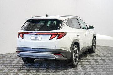https://vehicle-cdn.autoleague.cloud/26416_620264457_6.jpg