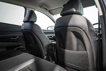 https://vehicle-cdn.autoleague.cloud/26416_620264530_13.jpg