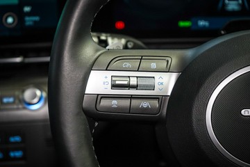 https://vehicle-cdn.autoleague.cloud/26416_620264591_21.jpg