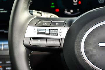https://vehicle-cdn.autoleague.cloud/26416_620264626_15.jpg