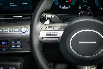 https://vehicle-cdn.autoleague.cloud/26416_620264636_15.jpg