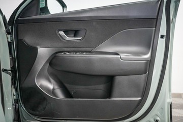 https://vehicle-cdn.autoleague.cloud/26416_620264636_18.jpg