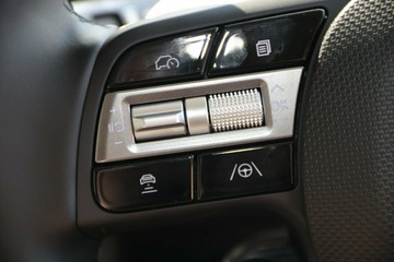 https://vehicle-cdn.autoleague.cloud/26416_620264814_16.jpg