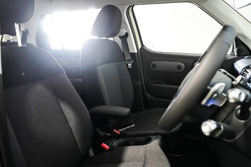 https://vehicle-cdn.autoleague.cloud/26416_620264822_13.jpg