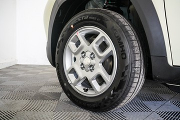 https://vehicle-cdn.autoleague.cloud/26416_620264822_5.jpg