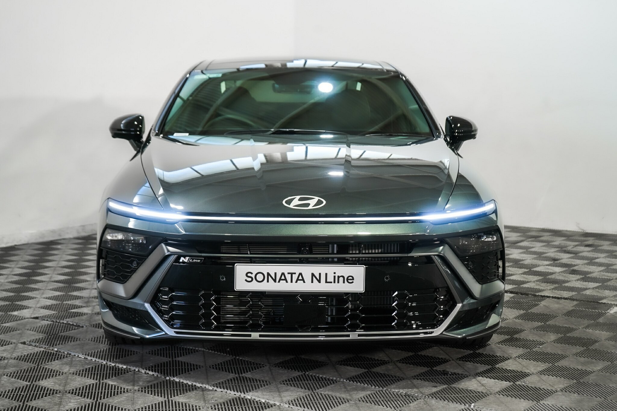 Hyundai Sonata image 3