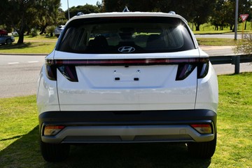 https://vehicle-cdn.autoleague.cloud/26416_620265918_18.jpg
