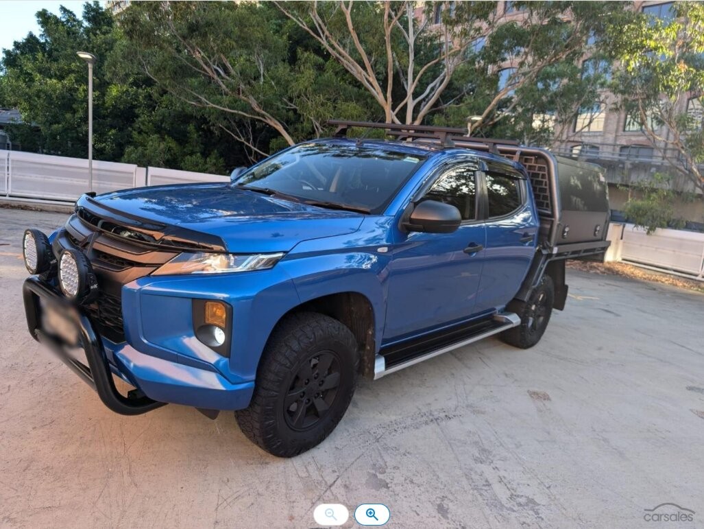 Mitsubishi Triton image 1