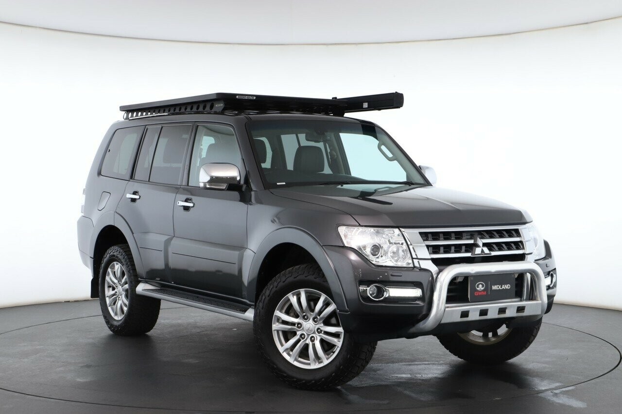 Mitsubishi Pajero image 1