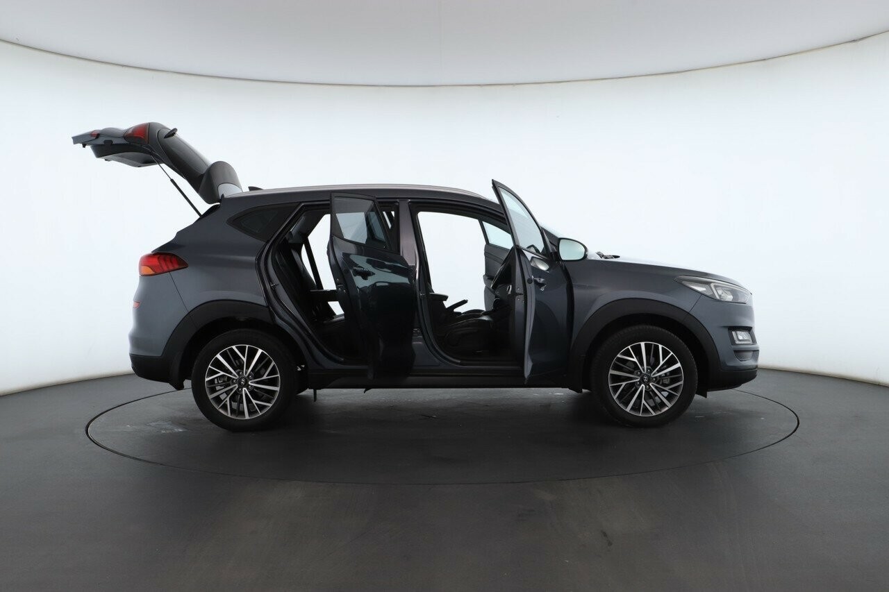 Hyundai Tucson image 2