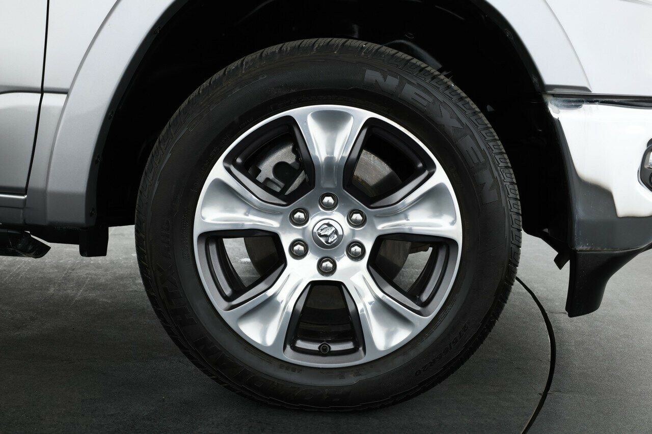 Ram 1500 image 4