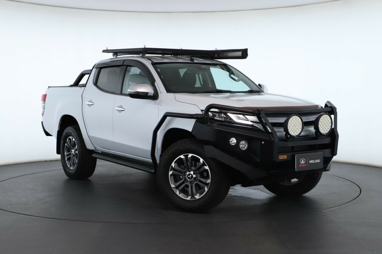 Mitsubishi Triton image 1
