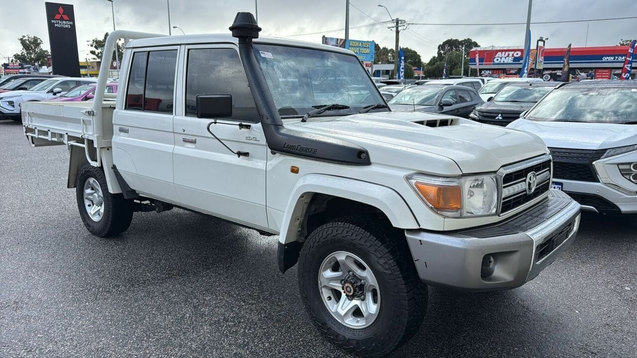 Toyota Landcruiser image 1