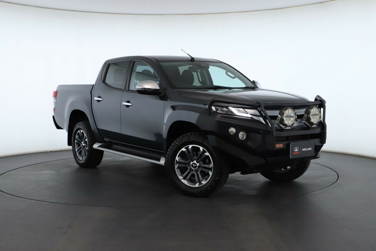 Mitsubishi Triton image 1