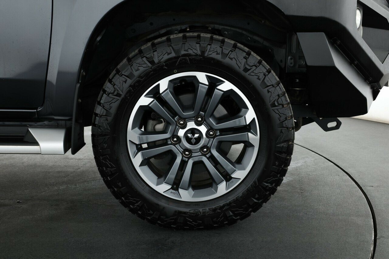 Mitsubishi Triton image 4