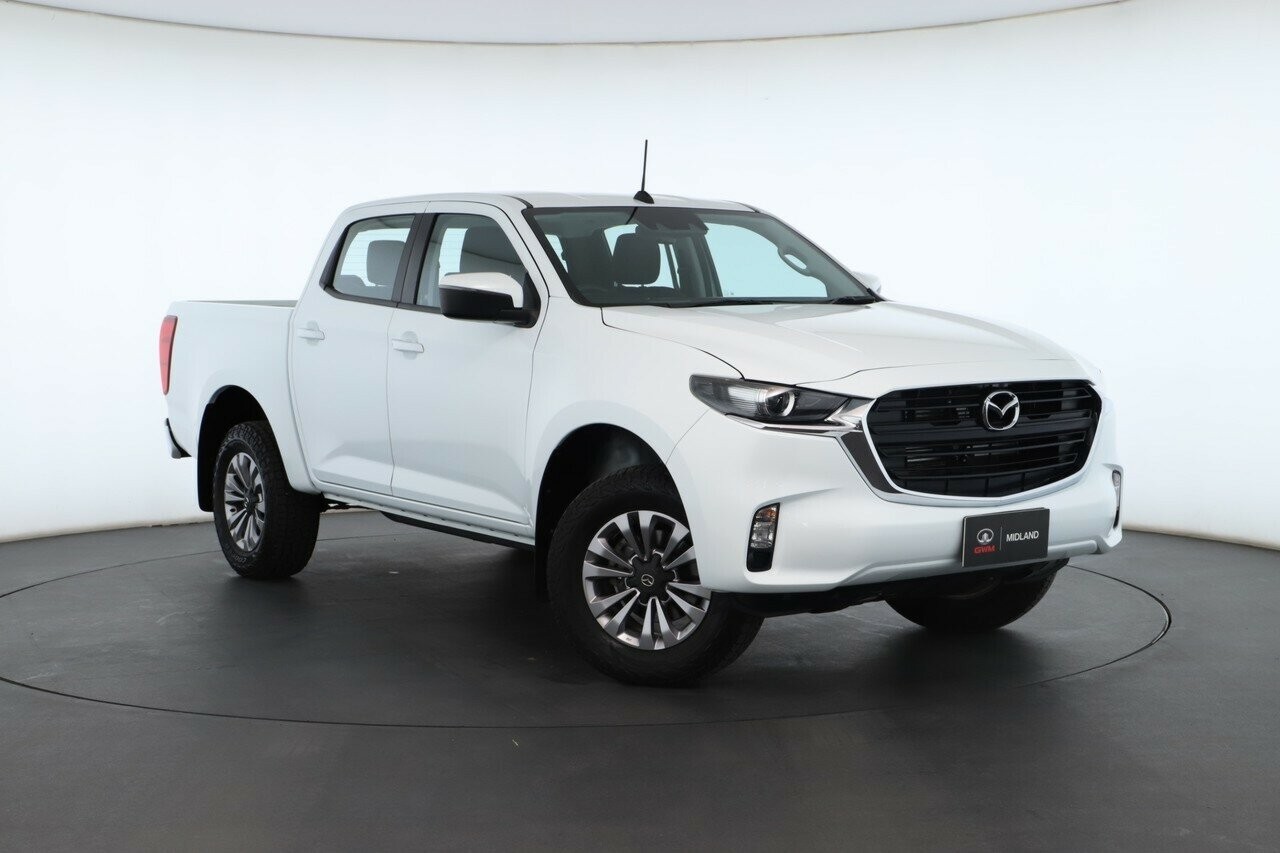 Mazda Bt-50 image 1