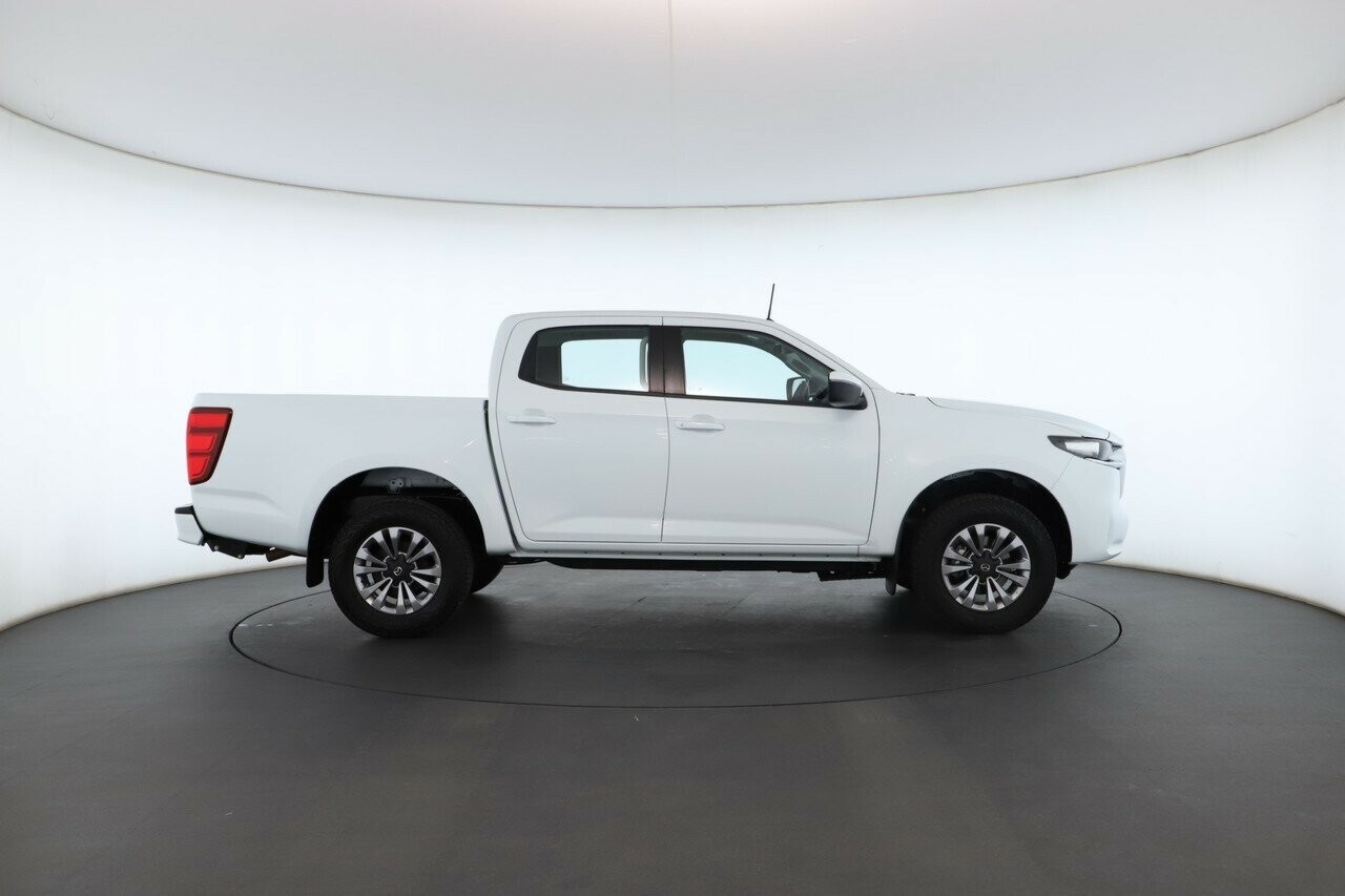 Mazda Bt-50 image 2