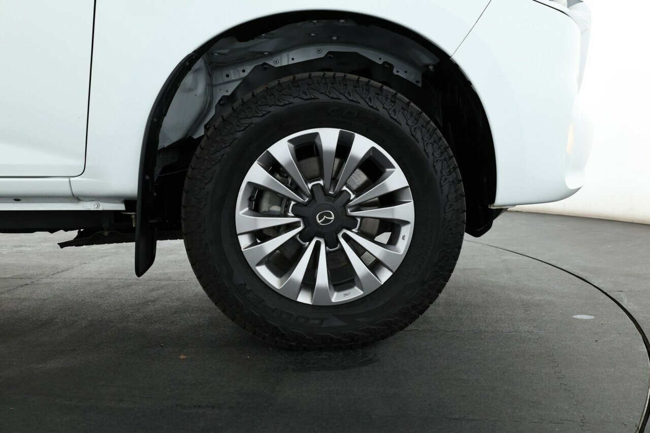 Mazda Bt-50 image 4
