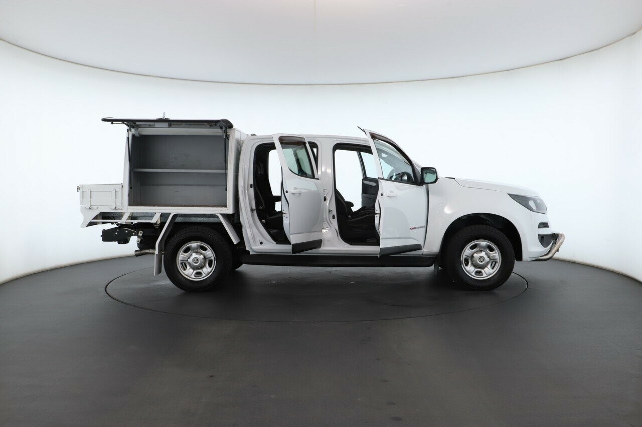 Holden Colorado image 2