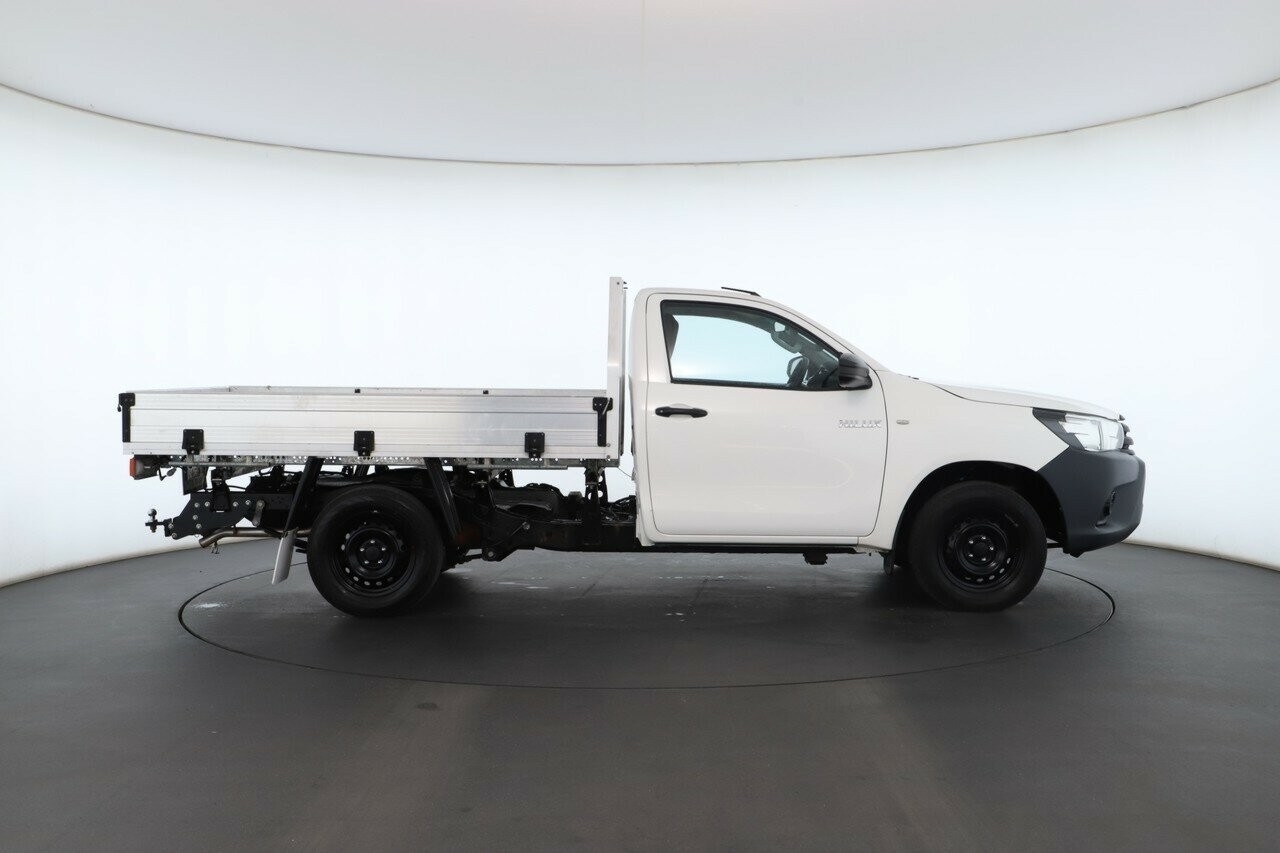 Toyota Hilux image 3