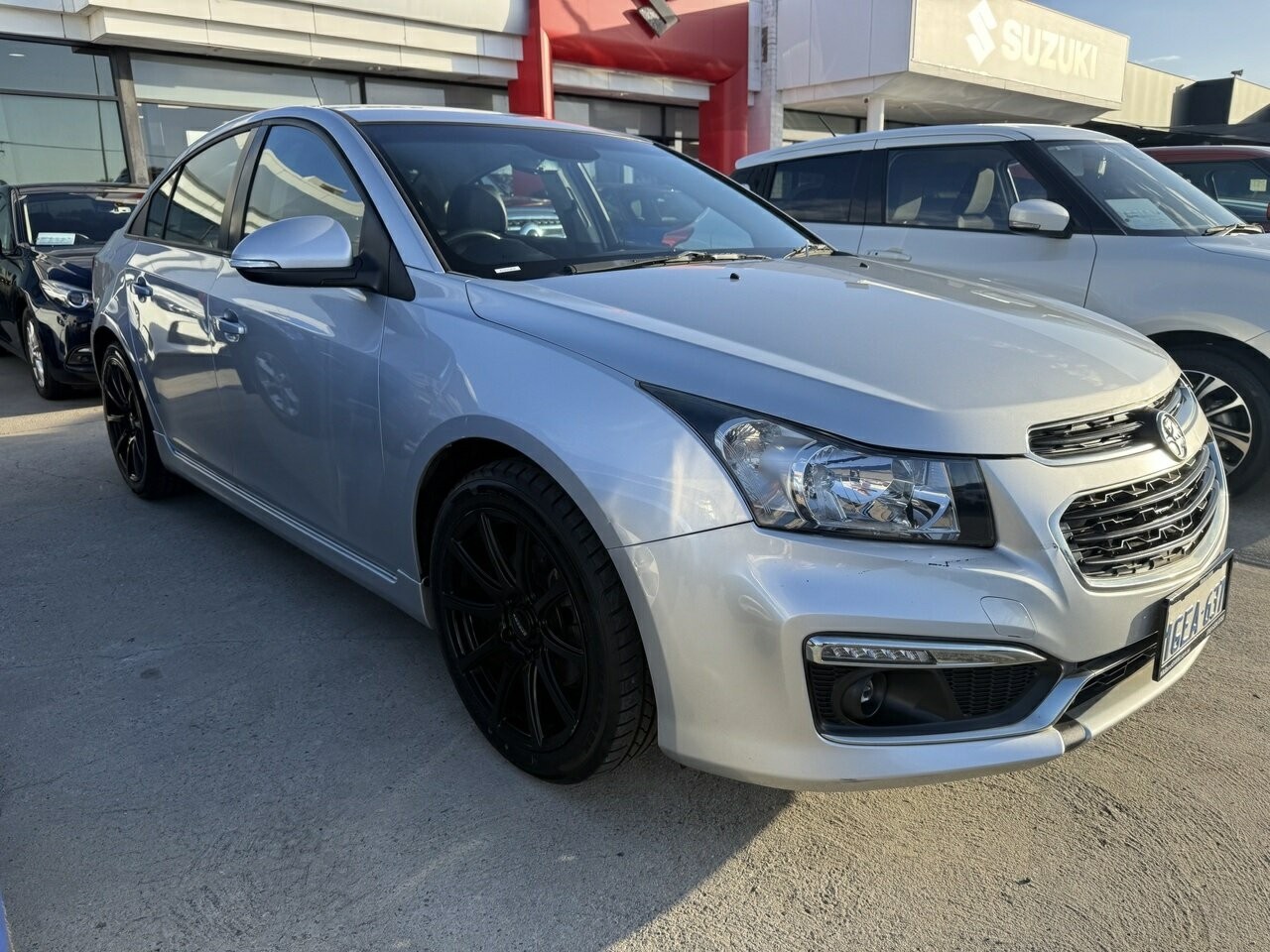 Holden Cruze image 1