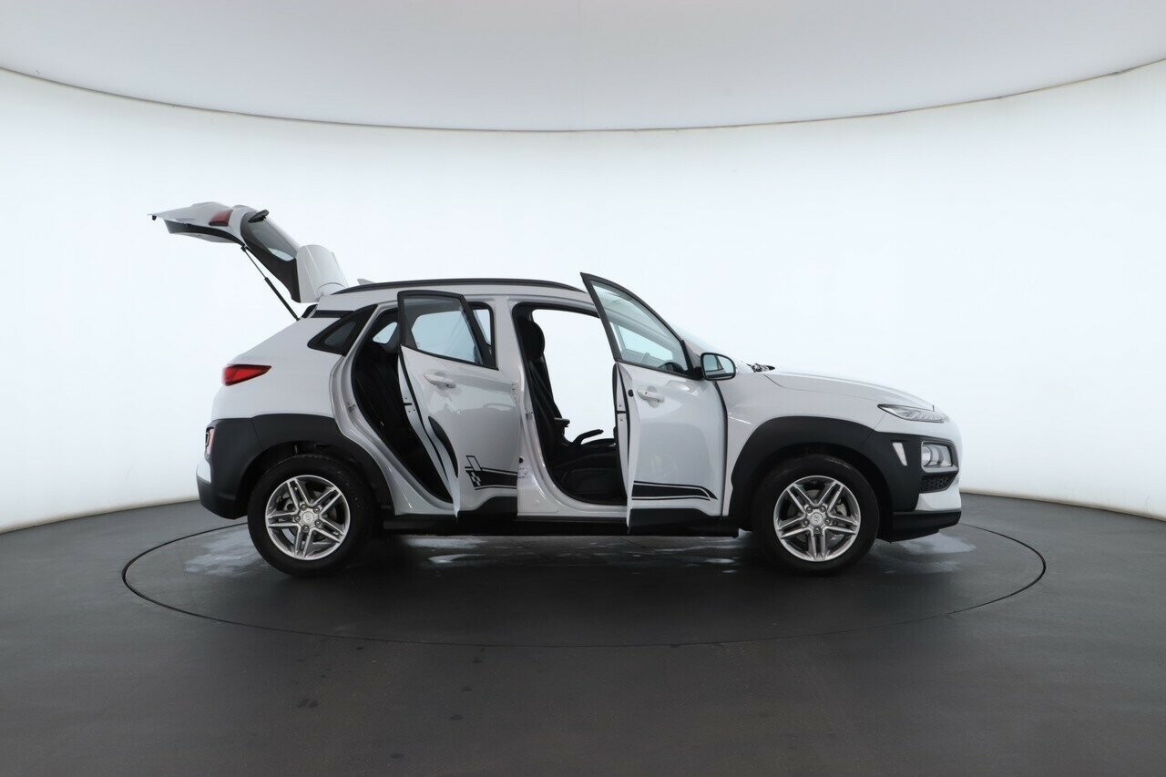 Hyundai Kona image 2