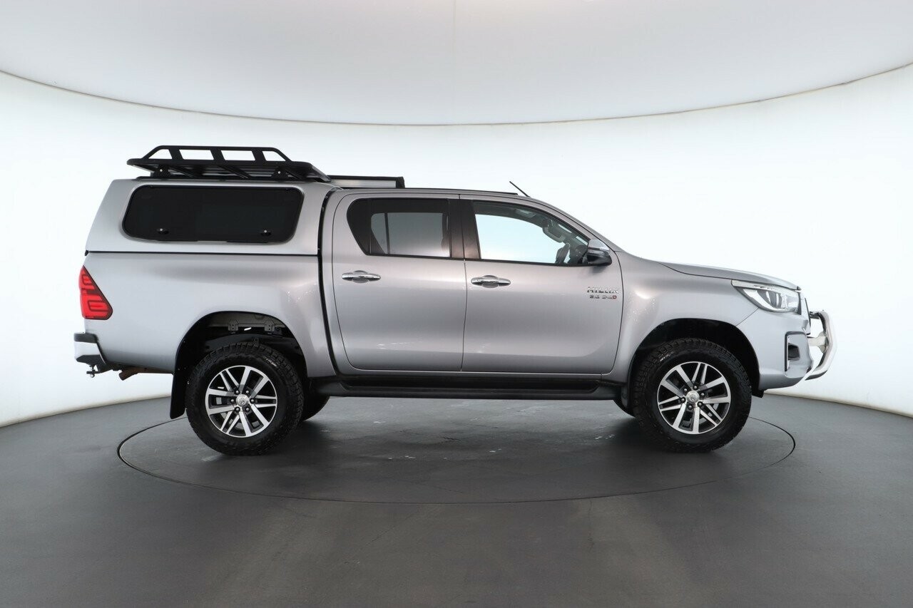 Toyota Hilux image 3