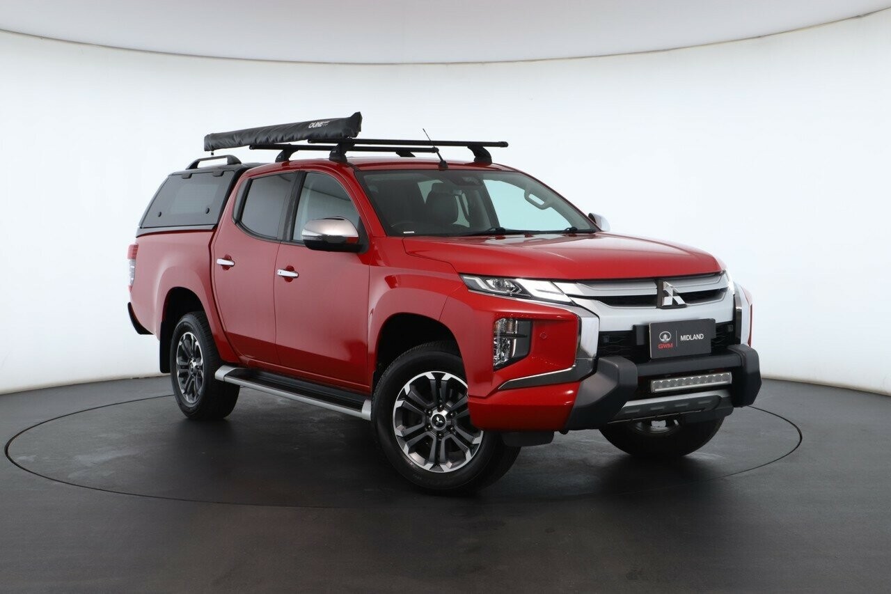 Mitsubishi Triton image 1