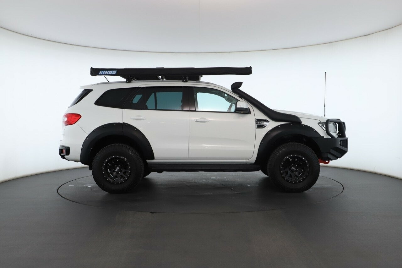 Ford Everest image 2