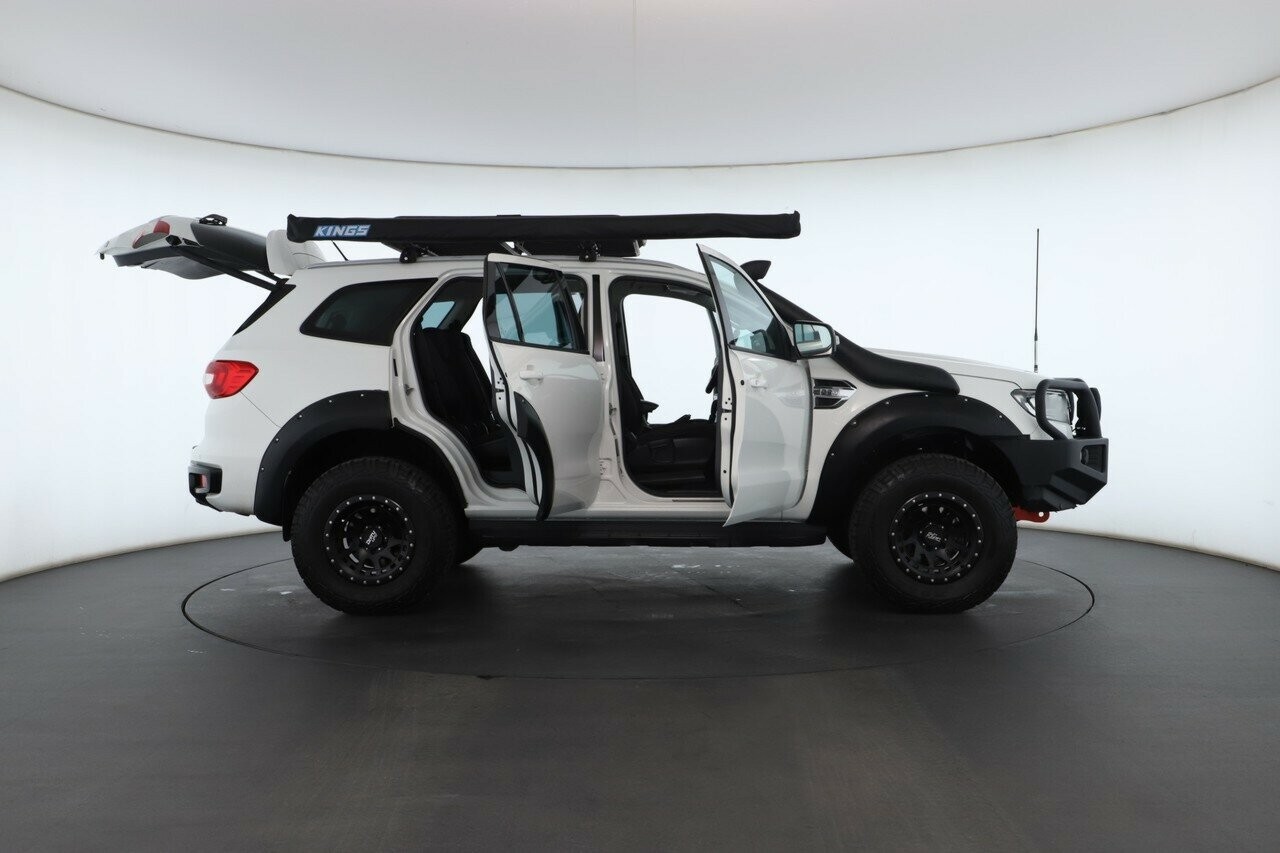 Ford Everest image 3