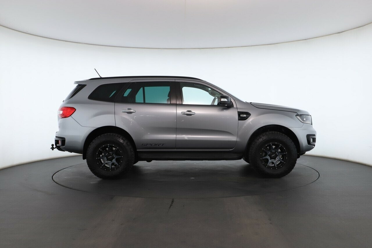 Ford Everest image 3