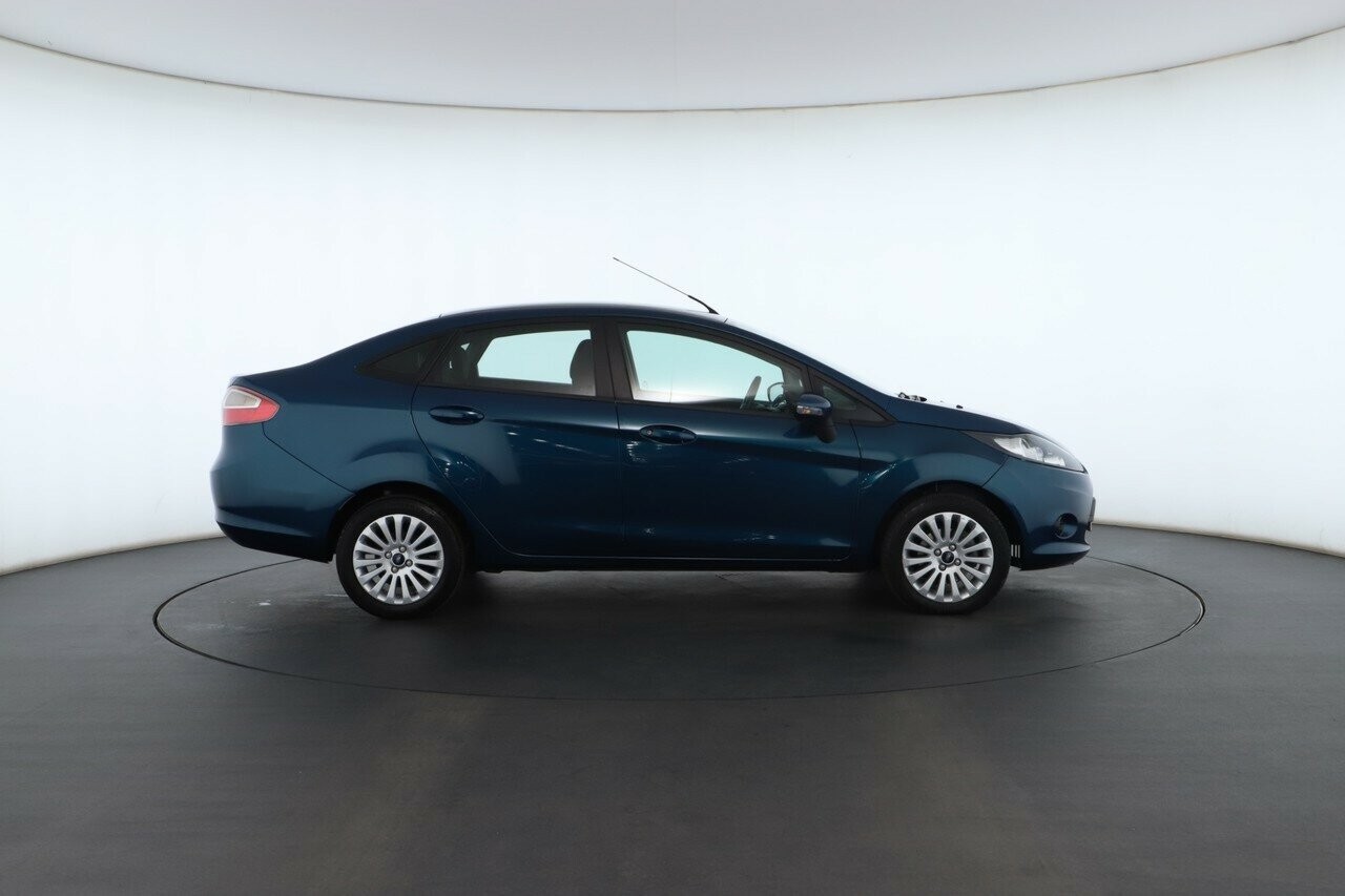 Ford Fiesta image 3