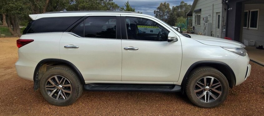 Toyota Fortuner image 1