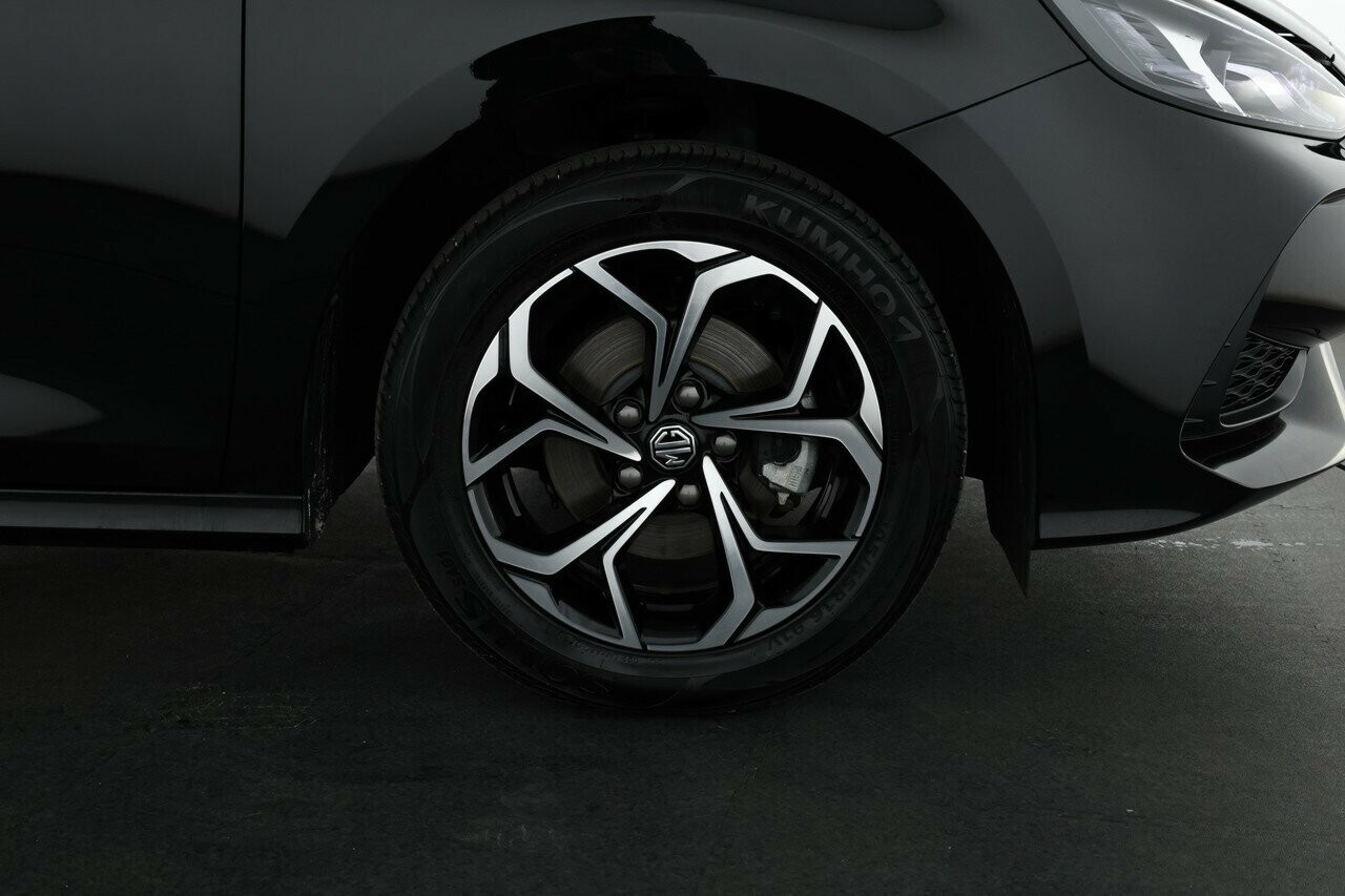 MG Mg5 image 4